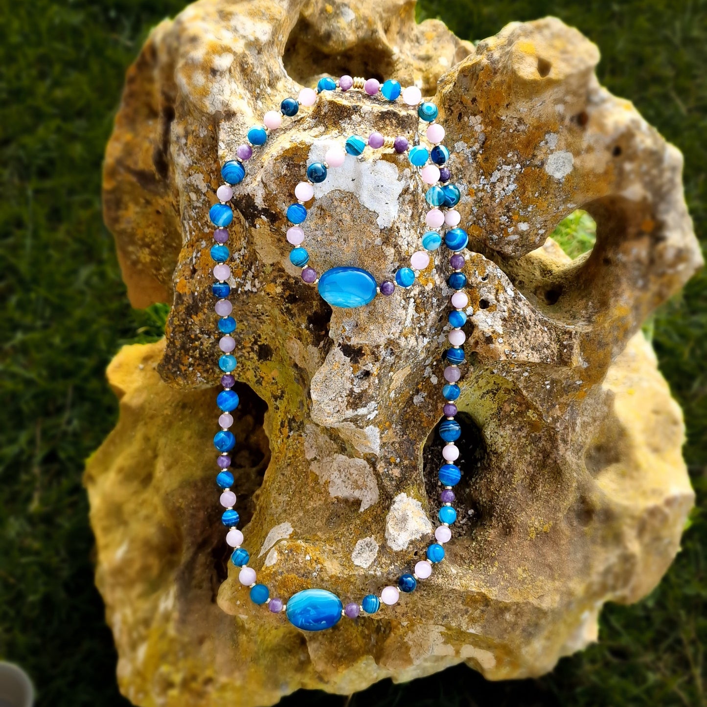 Pulsera Cohérence® - Rodonita, Lapislázuli, Oro