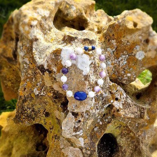 Bracelet de Cohérence® - Lépidolite, magnétite blanche, perle or rempli 14K, plate lapis lazuli